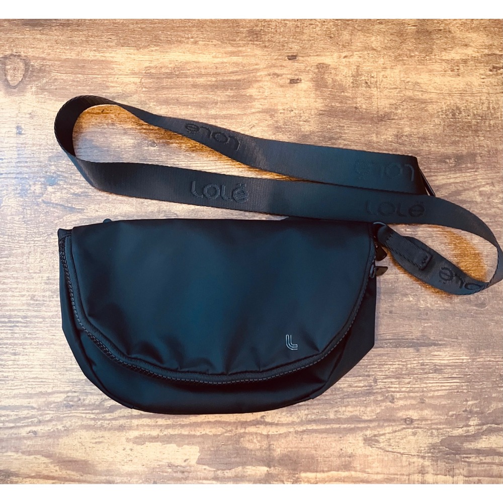 Lole Black Nylon Belt Bag Adjustable Logo Strap Crossbody Fanny Pack